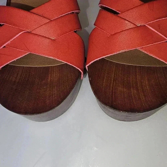 NWOT Madden Girl orange chunky heel sandles - Picture 4 of 10
